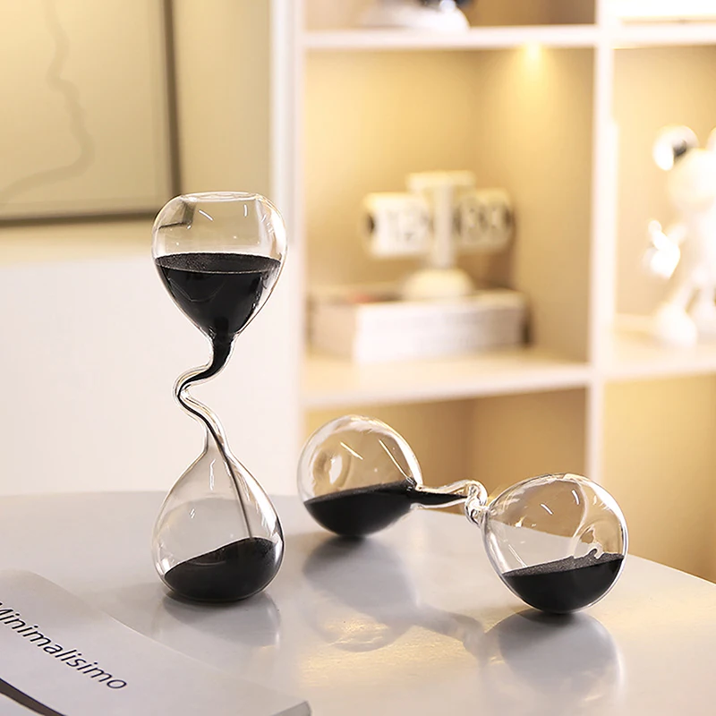 Curve Design Black Hourglass M - Interior Design Years Of School recension och pris