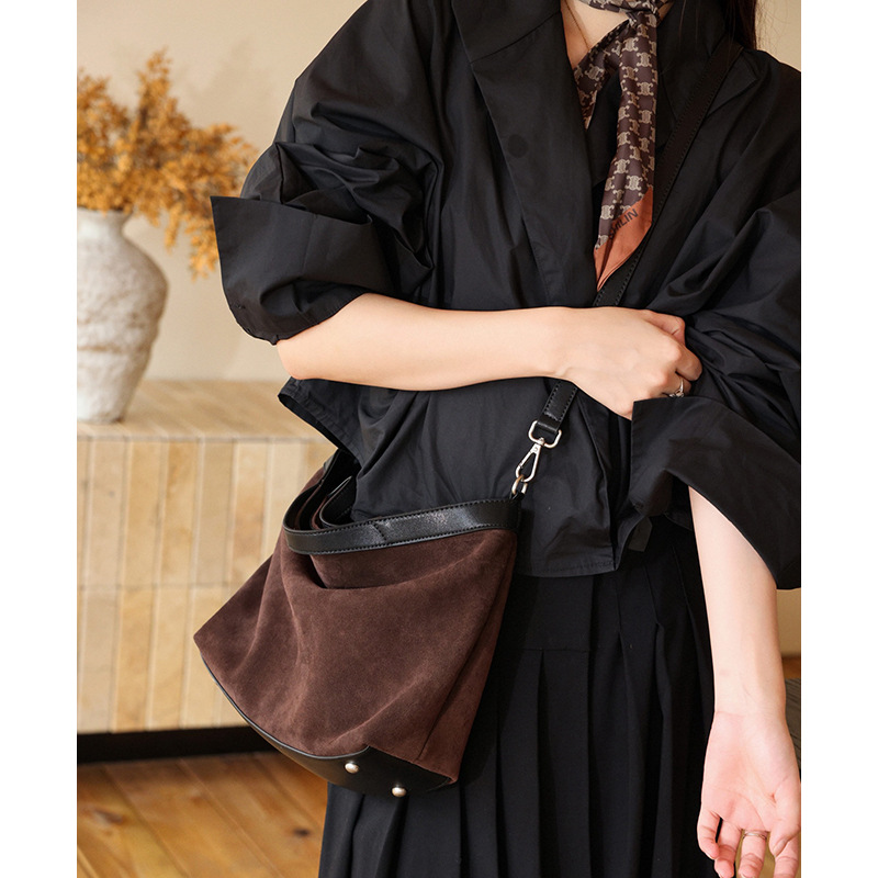 Matte Cowhide Tote Bag 2026 Re - Interior Design Vintage Style recension och pris